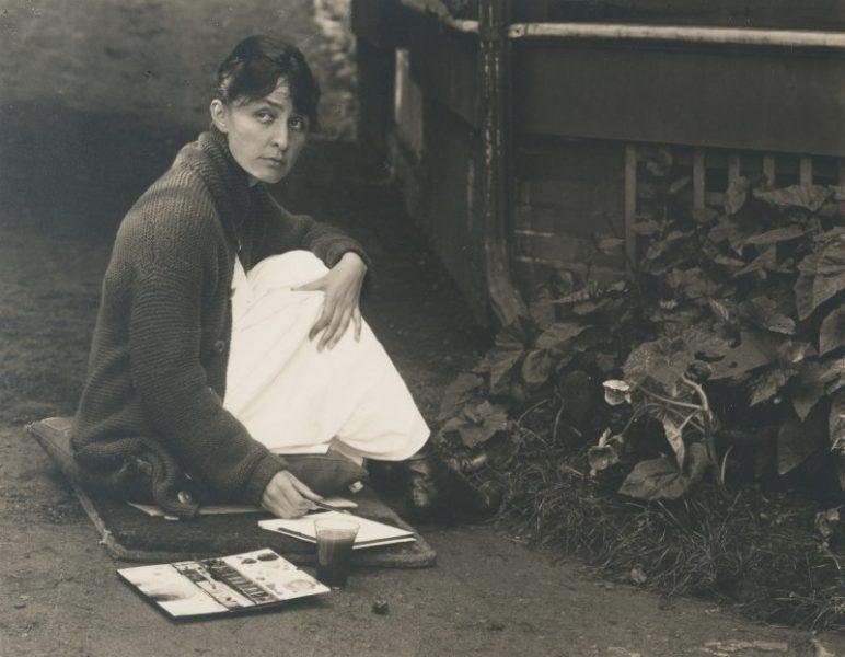 georgia o'keeffe pintando la naturaleza